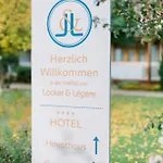 Locker & Legere - Self Check-in Am Wochenende Hotel 4*