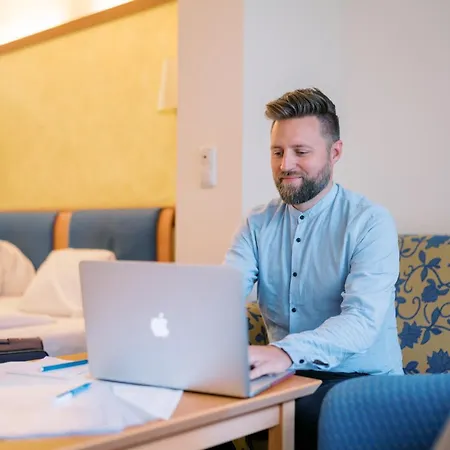 Otel Locker & Legere Sankt Ruprecht an der Raab