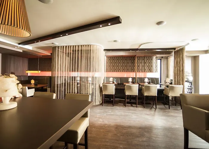 فندق Locker & Legere