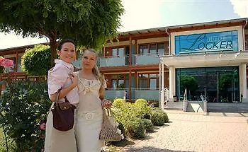 Locker & Legere Hotel 4*